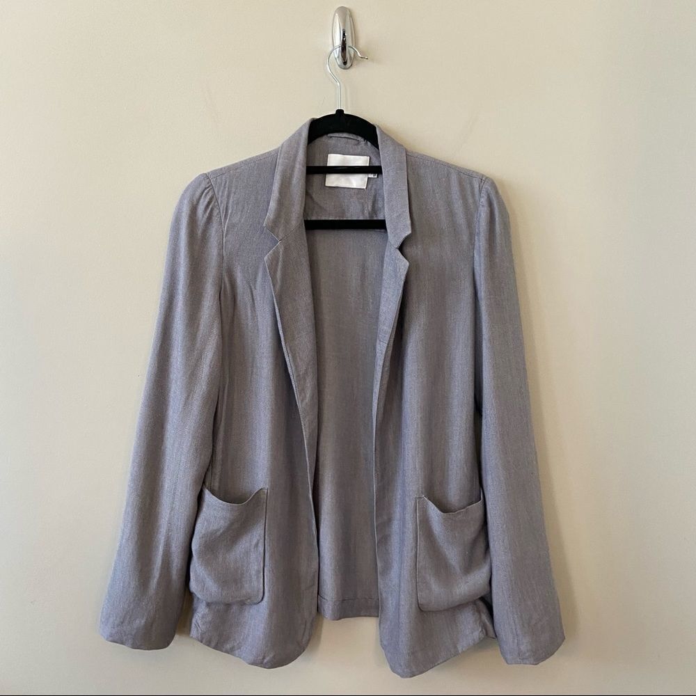 Aritzia- Light Chambray Blue Kent Lightweight Blazer